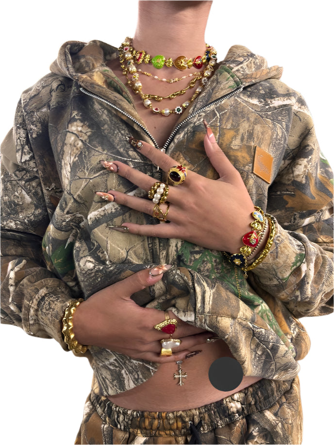 קפוצ׳ון יוניסקס קמופלאז׳ בסגנון streetwear